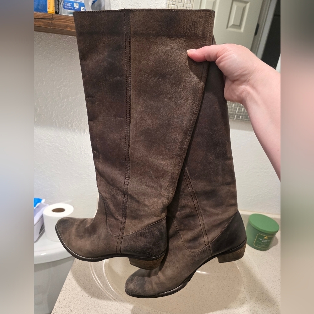 Diba Brown Leather Women's Boots Size 10